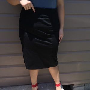 Black midi skirt